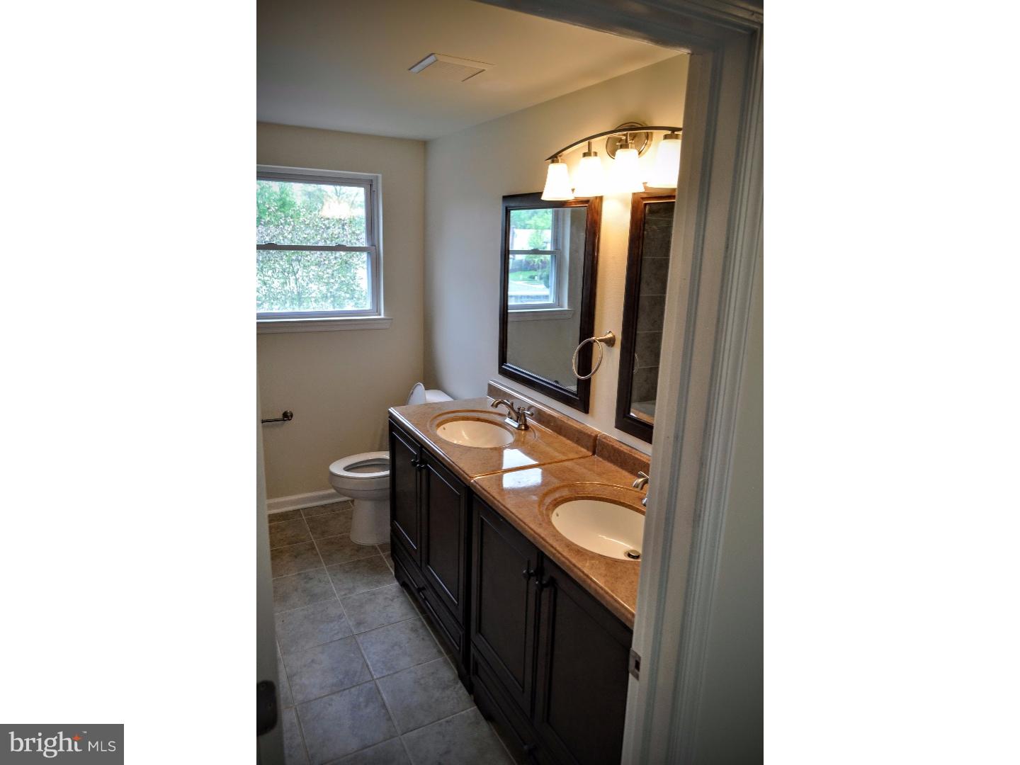 828 Cotswold Road Somerdale, NJ 08083 - Photo 14 of 17 Gallery Image 14