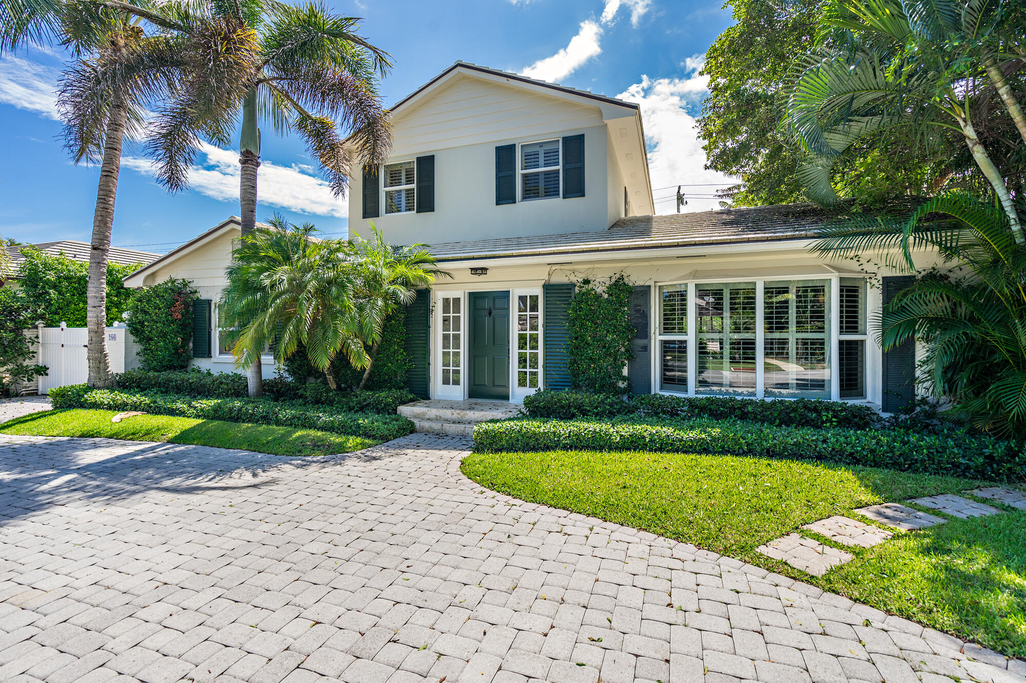 286 Orange Grove Road Palm Beach, FL 33480 - Photo 1 of 23 low-5