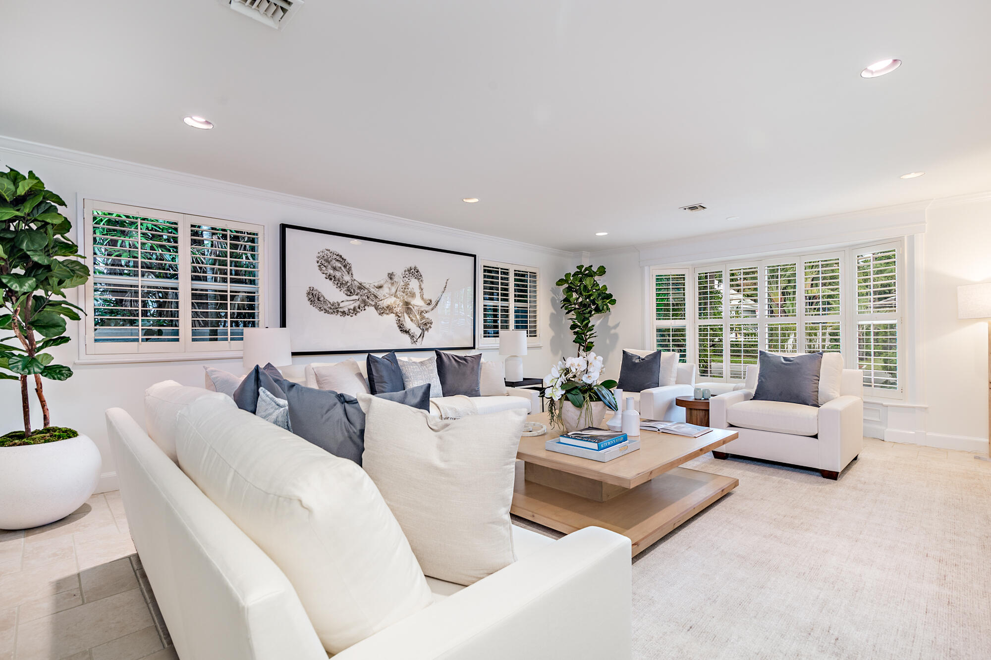 286 Orange Grove Road Palm Beach, FL 33480 - Photo 3 of 23 low-8