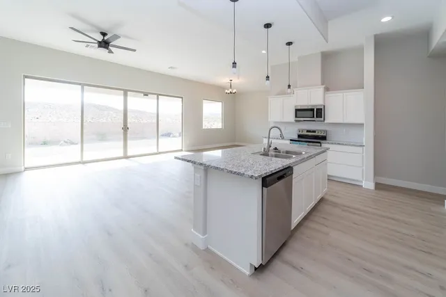 $599,900 | 1457 Dustin Don Drive, Mesquite, NV 89027