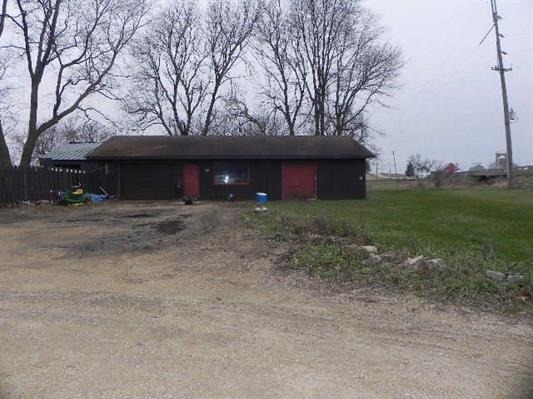 3939 South Freeport Road Polo, IL 61064 - Photo 5 of 12