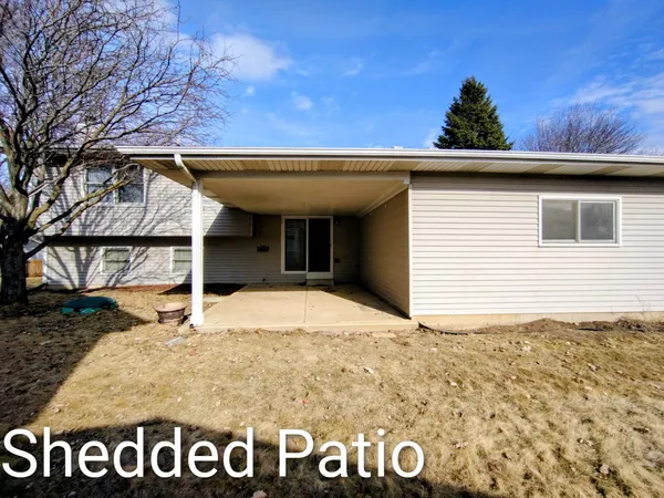 $2,750 | 267 Silverado Street, Bolingbrook, IL 60490