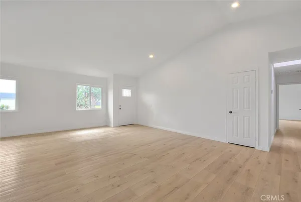 $949,999 | 19182 Ash Street, Bloomington, CA 92316