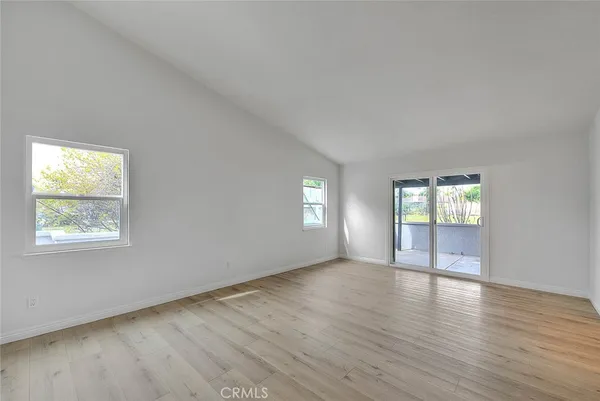 $949,999 | 19182 Ash Street, Bloomington, CA 92316