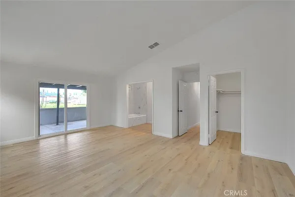 $949,999 | 19182 Ash Street, Bloomington, CA 92316