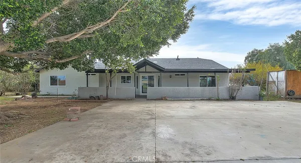 $949,999 | 19182 Ash Street, Bloomington, CA 92316