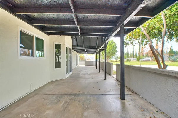 $949,999 | 19182 Ash Street, Bloomington, CA 92316