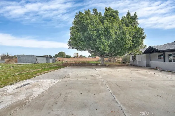 $949,999 | 19182 Ash Street, Bloomington, CA 92316