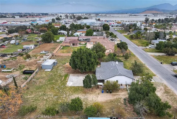 $949,999 | 19182 Ash Street, Bloomington, CA 92316