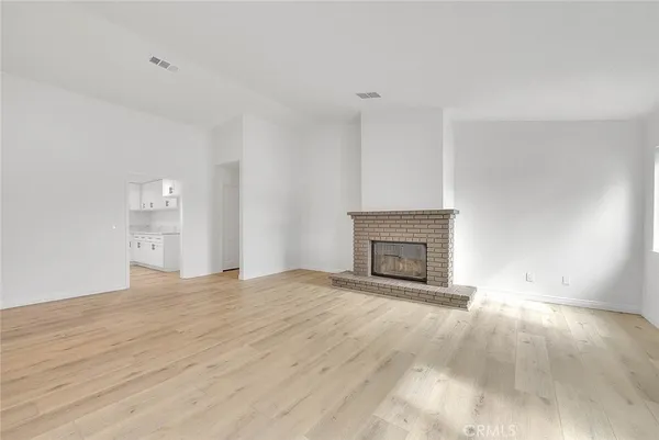 $949,999 | 19182 Ash Street, Bloomington, CA 92316