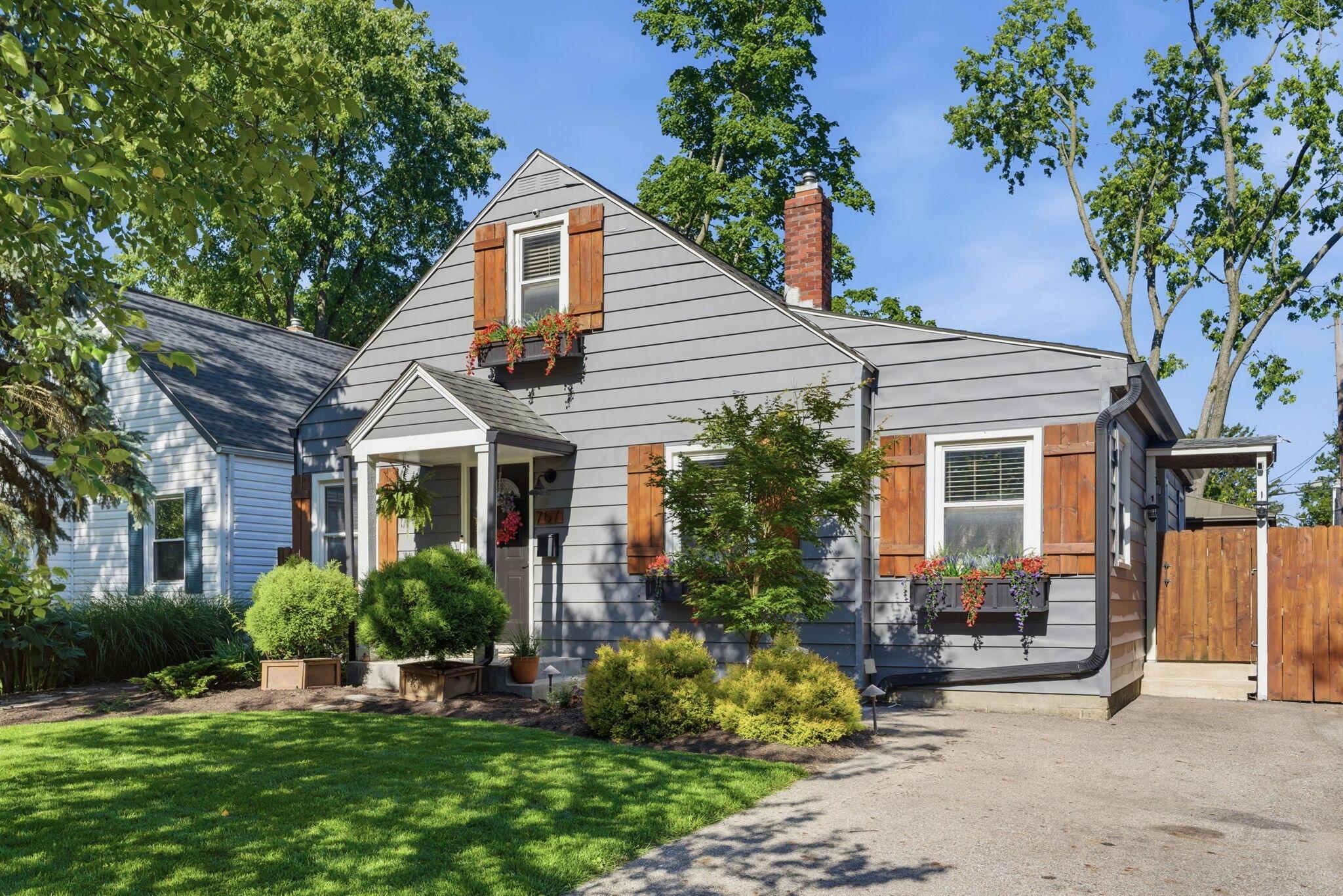 767 South Chesterfield Road Columbus, OH 43209 - Photo 1 of 65