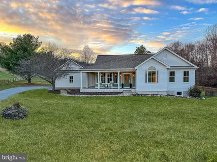 $1,080,000 | 35940 Birch Hollow Lane, Purcellville, VA 20132