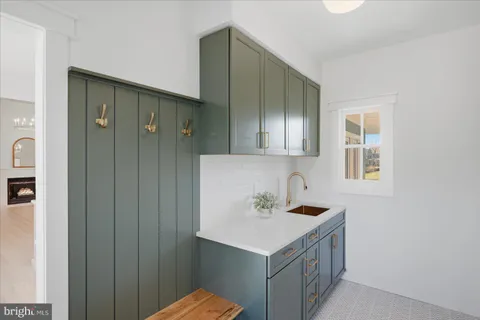 $1,080,000 | 35940 Birch Hollow Lane, Purcellville, VA 20132