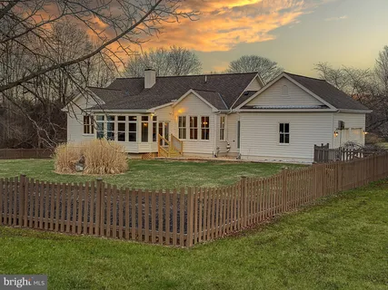 $1,080,000 | 35940 Birch Hollow Lane, Purcellville, VA 20132