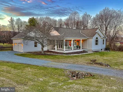 $1,080,000 | 35940 Birch Hollow Lane, Purcellville, VA 20132
