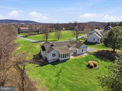 $1,080,000 | 35940 Birch Hollow Lane, Purcellville, VA 20132