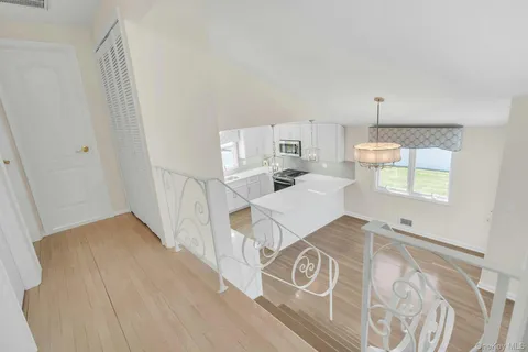 $699,000 | 258 East 5th Street, Deer Park, NY 11729