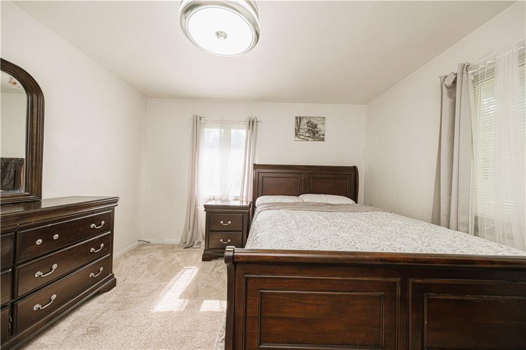 430 Sangree Road Pittsburgh, PA 15237 - Photo 17 of 34