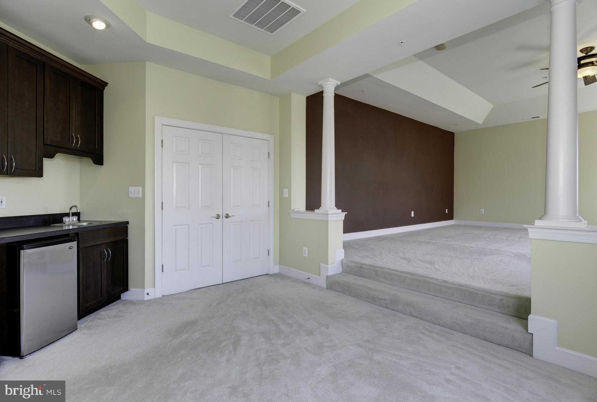 23112 Birch Mead Road Clarksburg, MD 20871 - Photo 16 of 30 Bedroom (Master) with Morning Bar