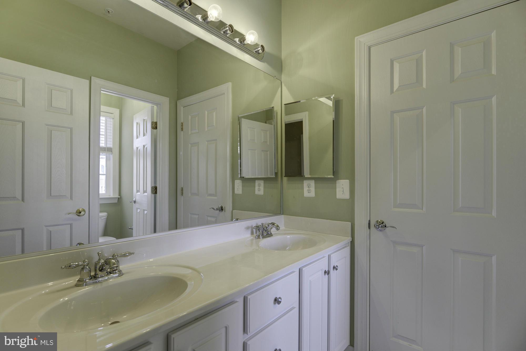23112 Birch Mead Road Clarksburg, MD 20871 - Photo 20 of 30 Bath