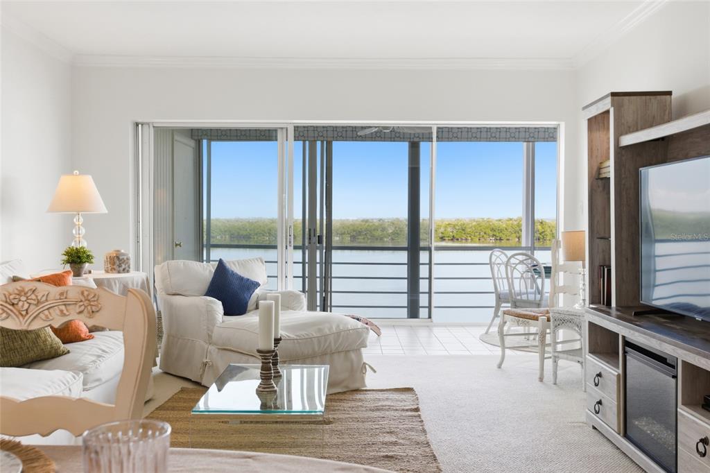 4420 Exeter Drive, Unit 303 Longboat Key, FL 34228 - Photo 3 of 42