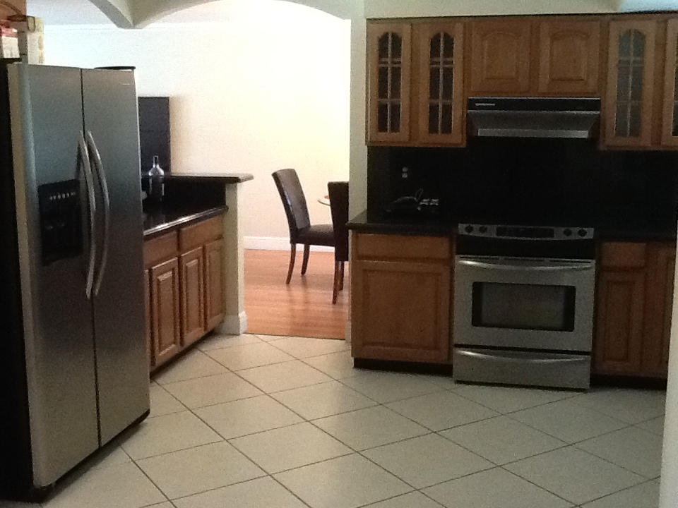 2366 Northwest 32nd Street Boca Raton, FL 33431 - Photo 7 of 44 008