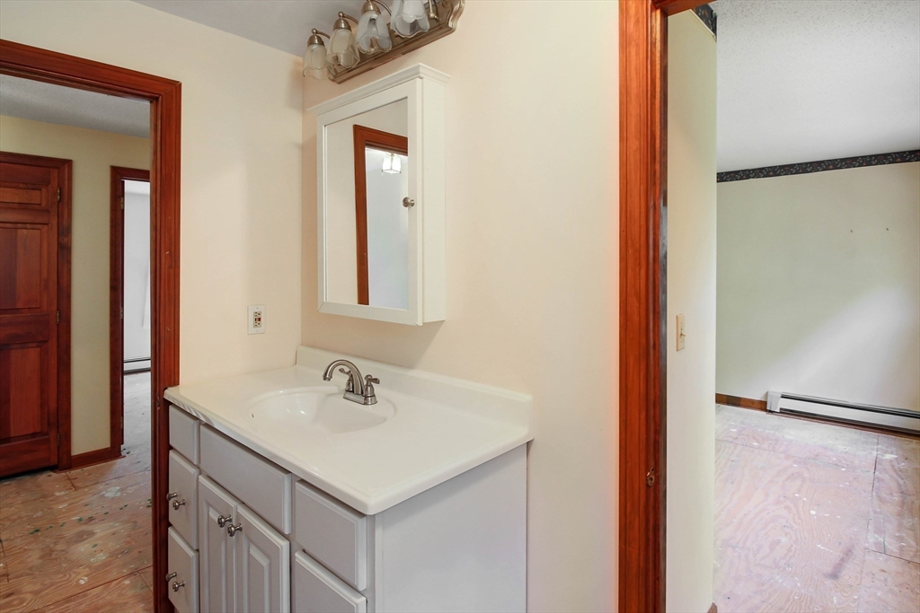 29 Janock Road Milford, MA 01757 - Photo 17 of 36 Gallery Image 17