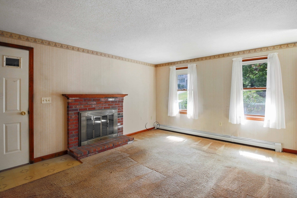 29 Janock Road Milford, MA 01757 - Photo 7 of 36 Gallery Image 7