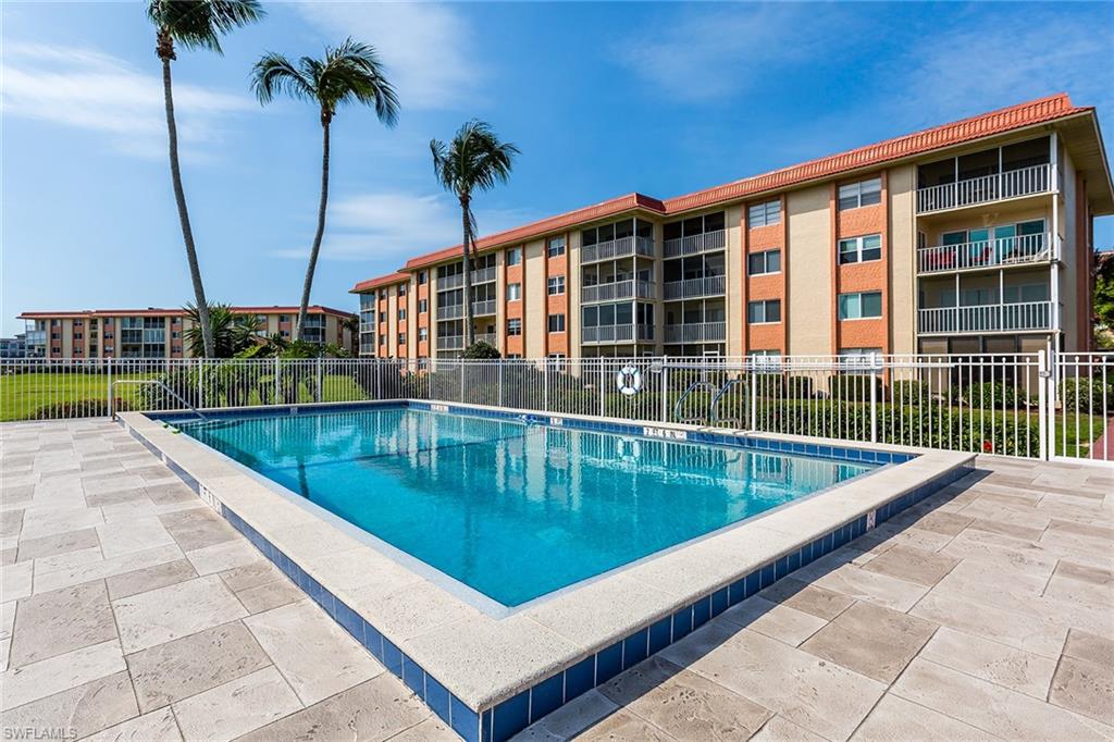 309 Goodlette Road South, Unit A403 Naples, FL 34102 - Photo 10 of 13 Gallery Image 10