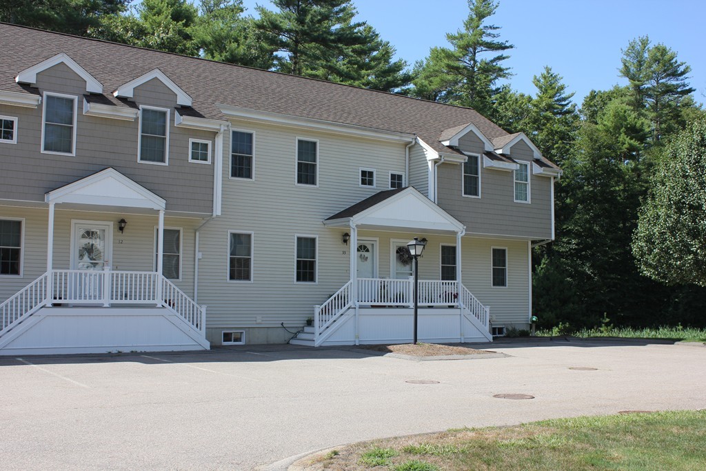 33 Pine Ridge Way, Unit 33 Middleboro, MA 02346 - Photo 2 of 21 Gallery Image 2