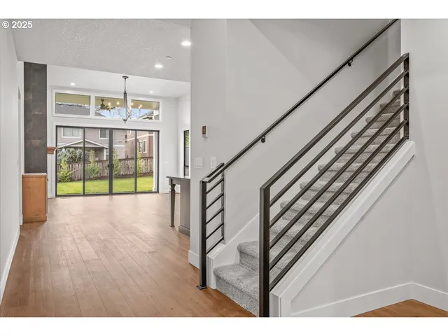 $939,900 | 760 North V Street, Washougal, WA 98671