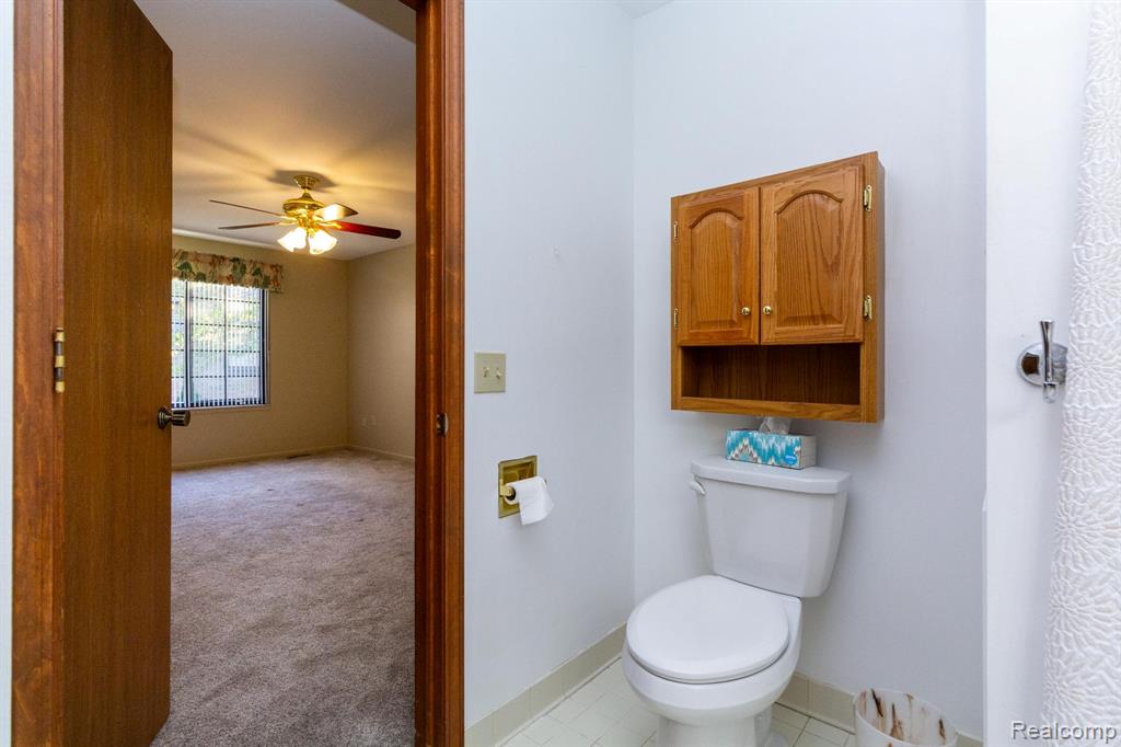 195 Meadow Ln Circle Rochester Hills, MI 48307 - Photo 20 of 34
