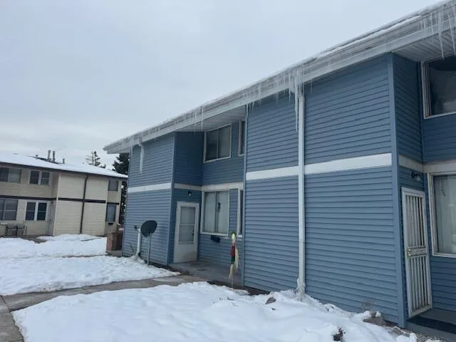 $83,900 | 8877 North Swan Road, Unit B, Milwaukee, WI 53224