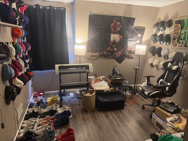 8877 North Swan Road, Unit B Milwaukee, WI 53224 - Photo 10 of 15 BR 2