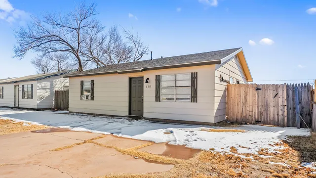 $135,000 | 6215 24th Street, Lubbock, TX 79407