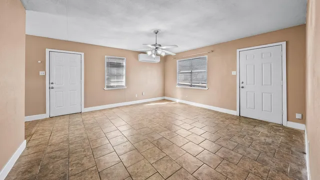 $135,000 | 6215 24th Street, Lubbock, TX 79407