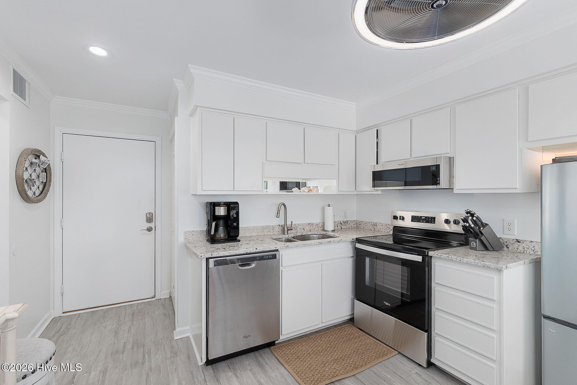 2008 East Fort Macon Road, Unit B12 Atlantic Beach, NC 28512 - Photo 24 of 39 Entry into Kitchen