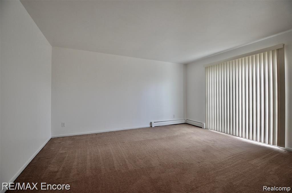 465 Miller Avenue, Unit 106 Rochester, MI 48307 - Photo 19 of 46 9CEBC05B-D500-4FAD-AFEC-69CF013E1DF3_1_201_a.jpeg