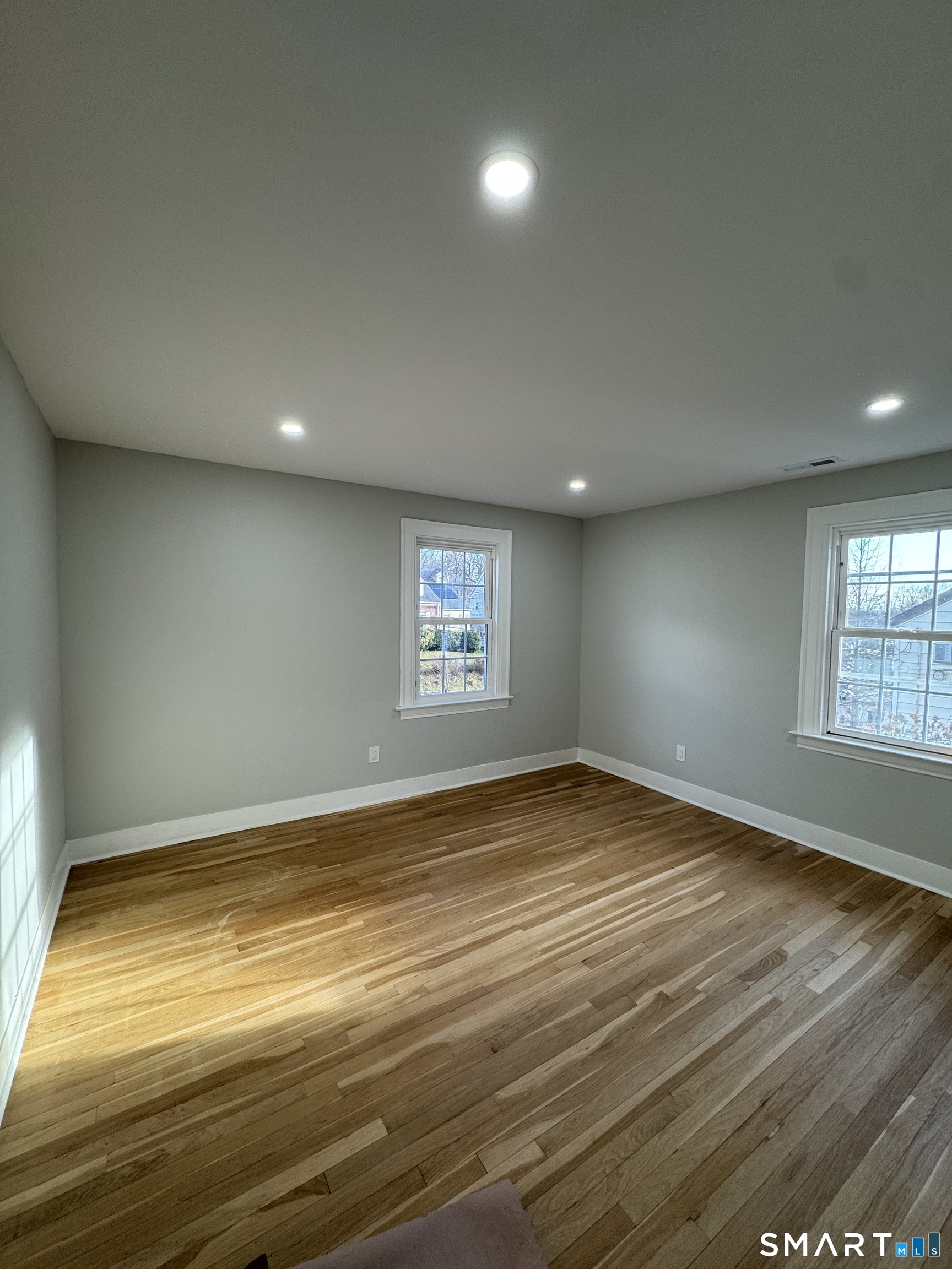 130 Roydon Road New Haven, CT 06511 - Photo 24 of 28