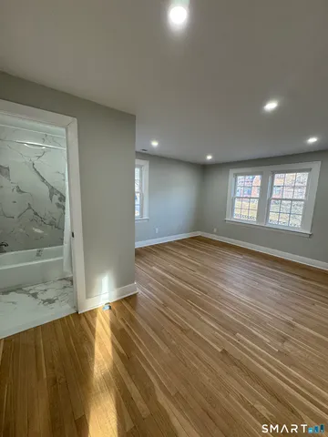 $3,950 | 130 Roydon Road, New Haven, CT 06511