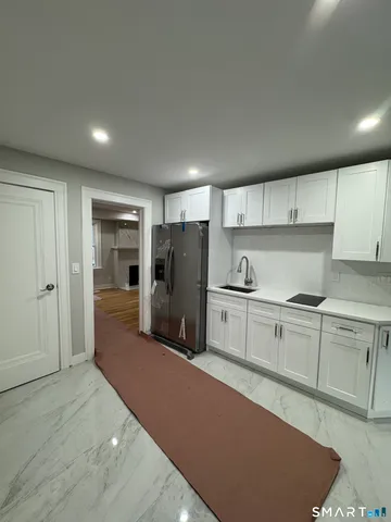 $3,950 | 130 Roydon Road, New Haven, CT 06511