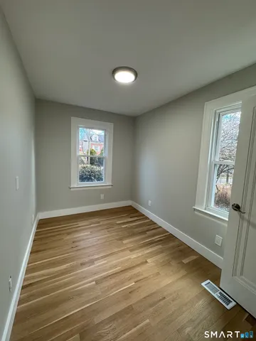 $3,950 | 130 Roydon Road, New Haven, CT 06511