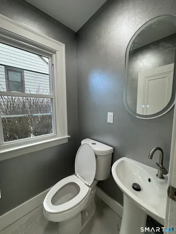 $3,950 | 130 Roydon Road, New Haven, CT 06511