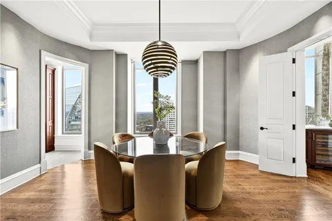 $1,895,000 | 3376 Peachtree Road Northeast, Unit 41A, Atlanta, GA 30326