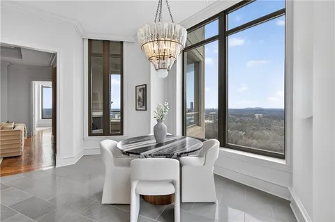 $1,895,000 | 3376 Peachtree Road Northeast, Unit 41A, Atlanta, GA 30326