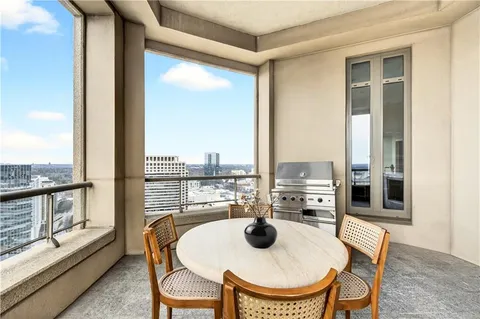 $1,895,000 | 3376 Peachtree Road Northeast, Unit 41A, Atlanta, GA 30326