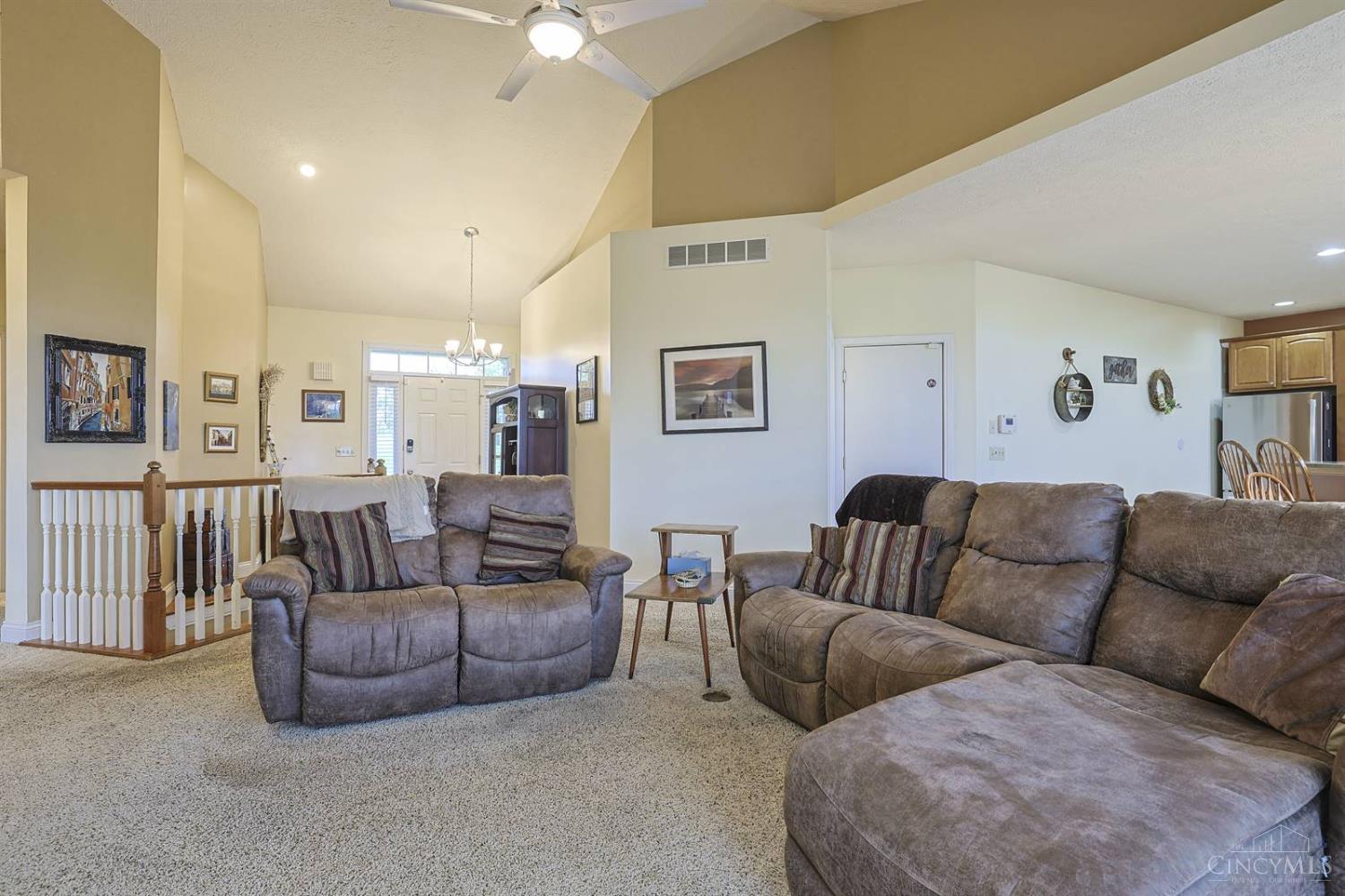 6184 Mullen Road Cincinnati, OH 45247 - Photo 8 of 49 Gallery Image 8