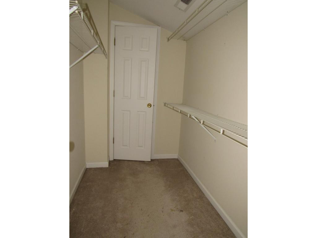 2360 Old Tusculum Road Greeneville, TN 37745 - Photo 17 of 26 Large Walk in Closets