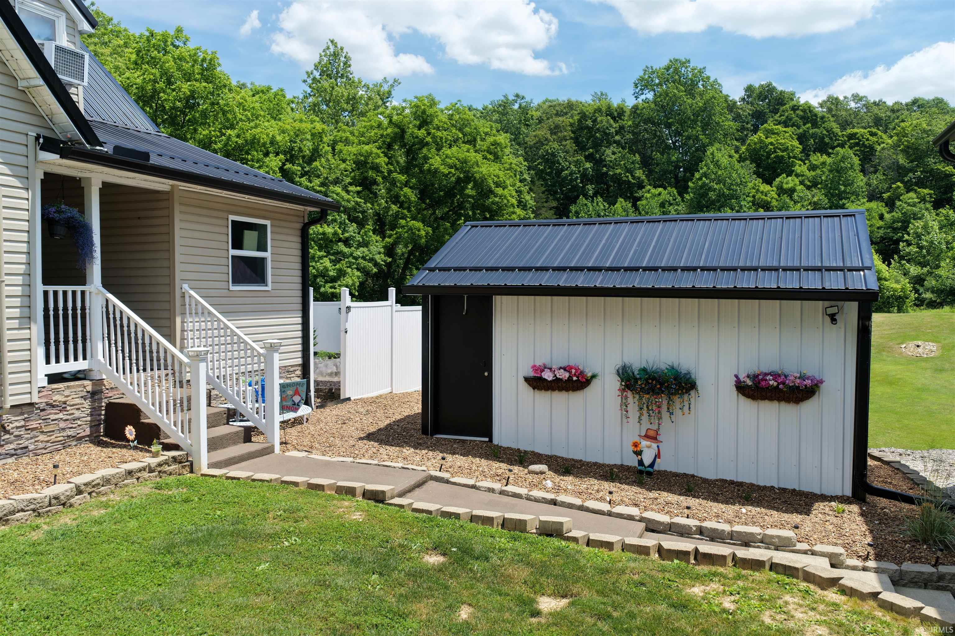 638 North Pike Road Springville, IN 47462 - Photo 7 of 50