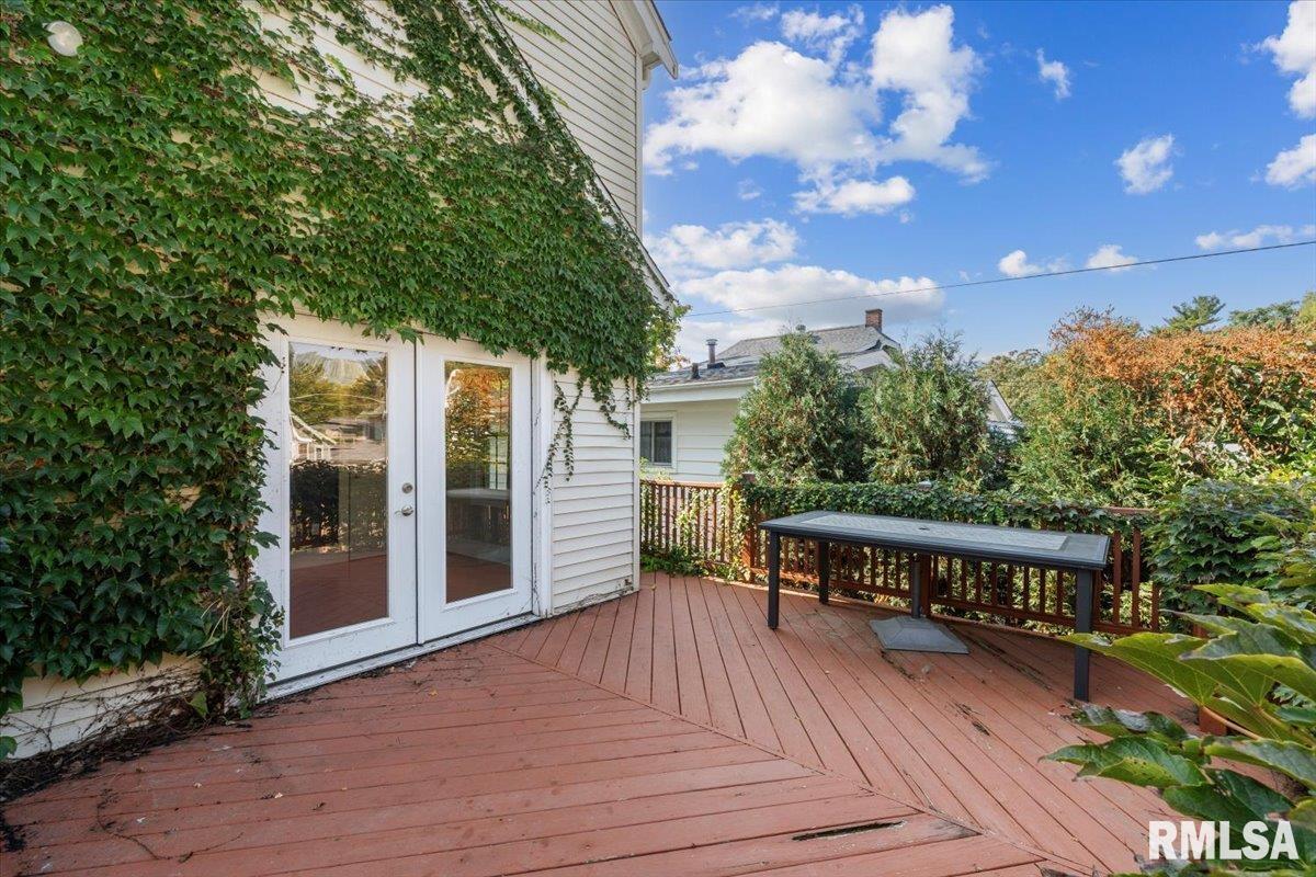 2421 15th Avenue Moline, IL 61265 - Photo 38 of 42